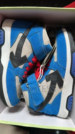 Off White Shoe