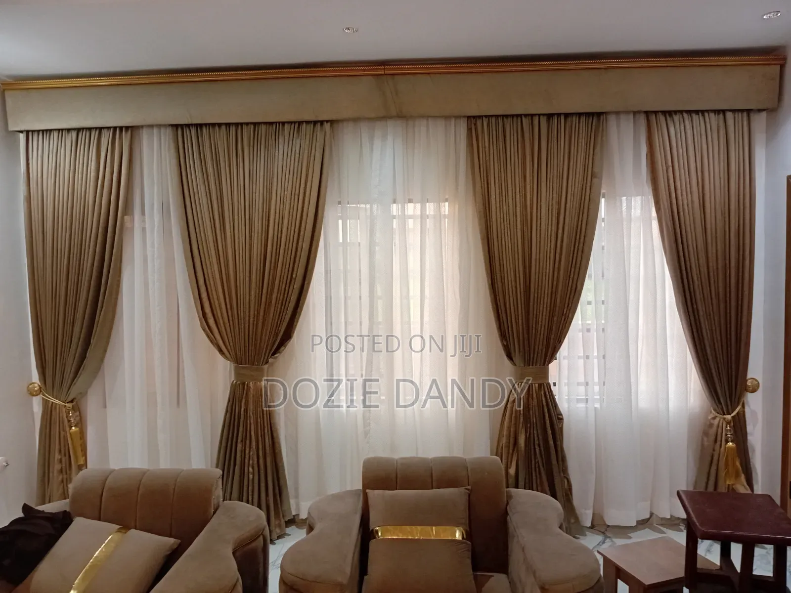 Jos Interior