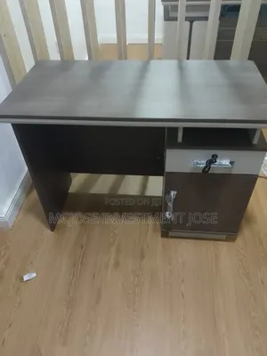Quality Portable Executive Office Table (1.0meter).