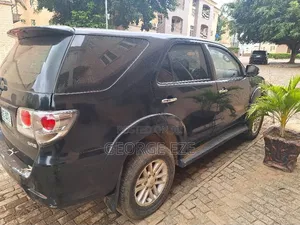Toyota Fortuner 2012 Black