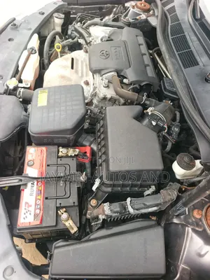 Toyota Camry SE Sport 4dr Sedan w/Prod. End 11/13 (2.5L 4cyl 6A) 2014
