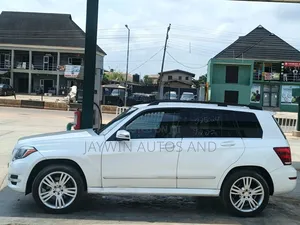 Mercedes-Benz GLK-Class 350 4MATIC 2014 White