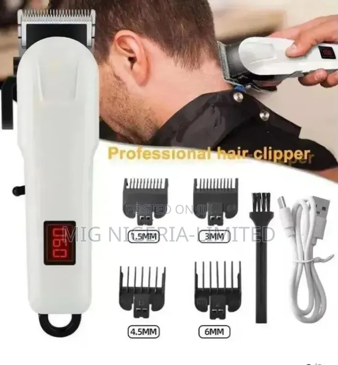 Professional Cordless Hair Clipper With Accessory