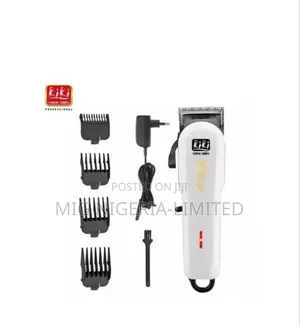 Professional Cordless Hair Clipper With Accessory