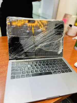 Laptop Apple MacBook 2018 8GB Intel Core i5 SSD 256GB