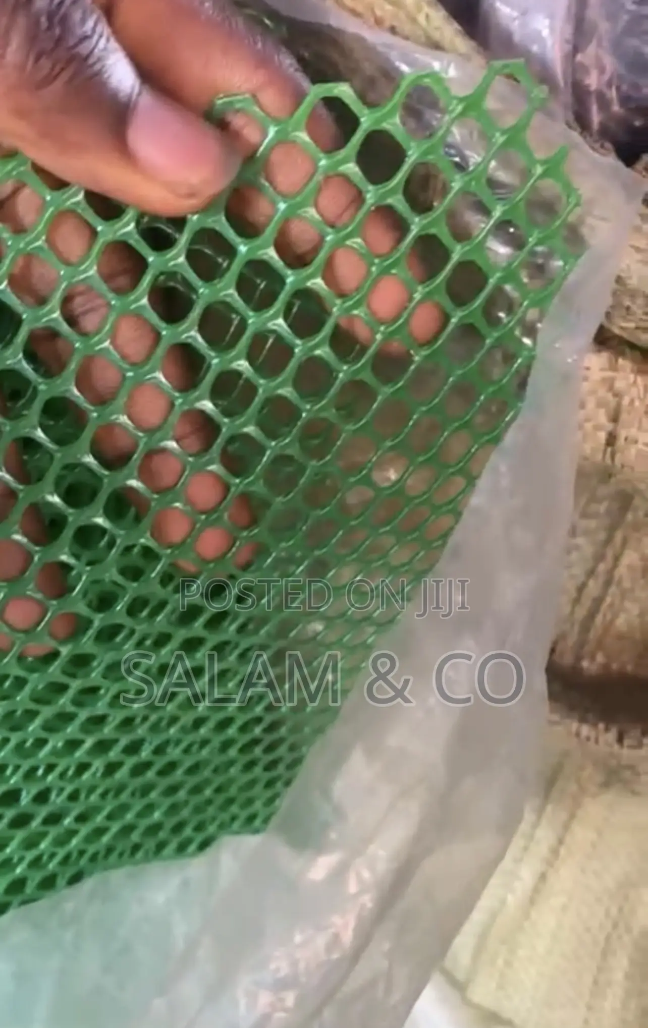 1.5m X 1m Plastic Poultry Mesh Roll – Heavy Duty Fence Net