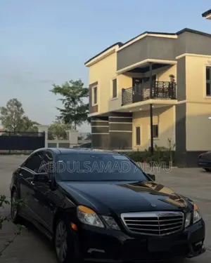 Mercedes-Benz E350 2012 Black