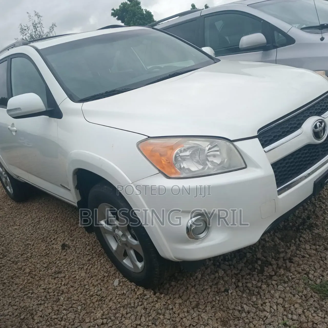 Toyota RAV4 2012 White