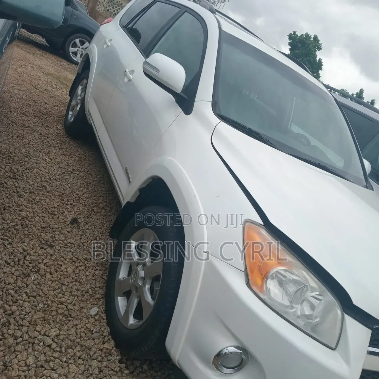 Toyota RAV4 2012 White