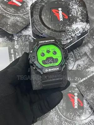 Casio G-Shock Model:Dw-5900 Rubber Strap Watch