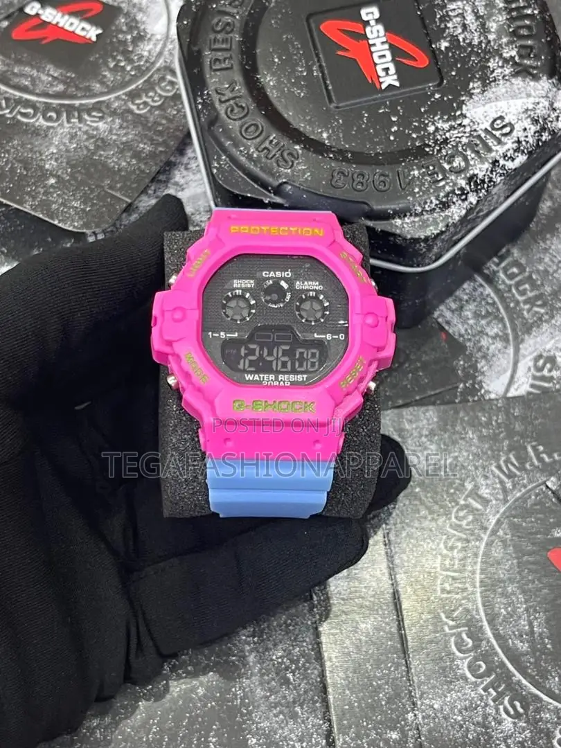 Casio G-Shock Model:Dw-5900 Rubber Strap Watch