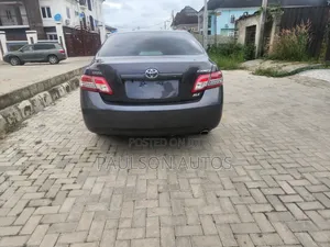 Toyota Camry 2010 Gray