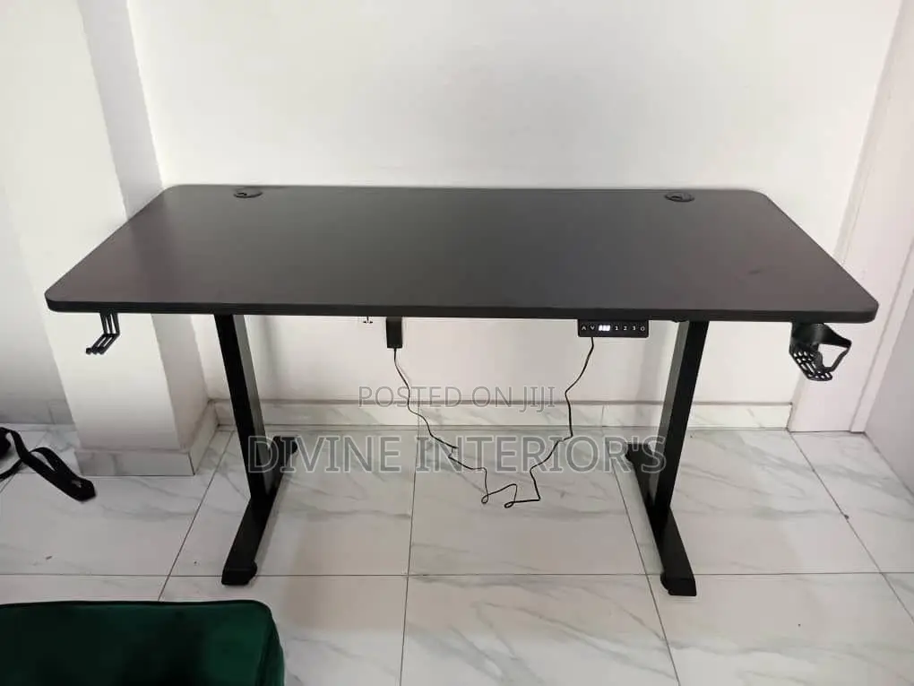 Luxury Adjustable Table