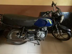 TVS HLX Plus ES 2023 Blue