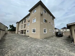 3bdrm Apartment in Lekki Ajah for rent