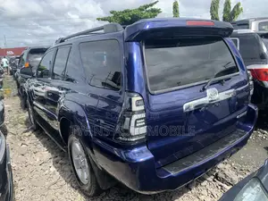 Toyota 4-Runner Limited 2008 Blue