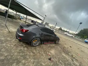 Lexus IS 2009