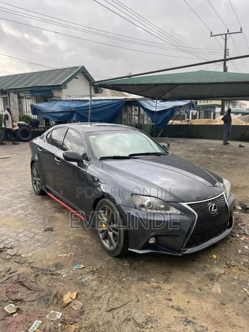 Lexus IS 2009
