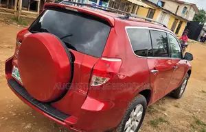 Toyota RAV4 2008 Red