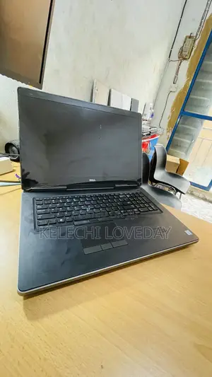 Laptop Dell Precision 7720 32GB Intel Core i7 SSD 1T