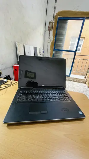 Laptop Dell Precision 7720 32GB Intel Core i7 SSD 1T