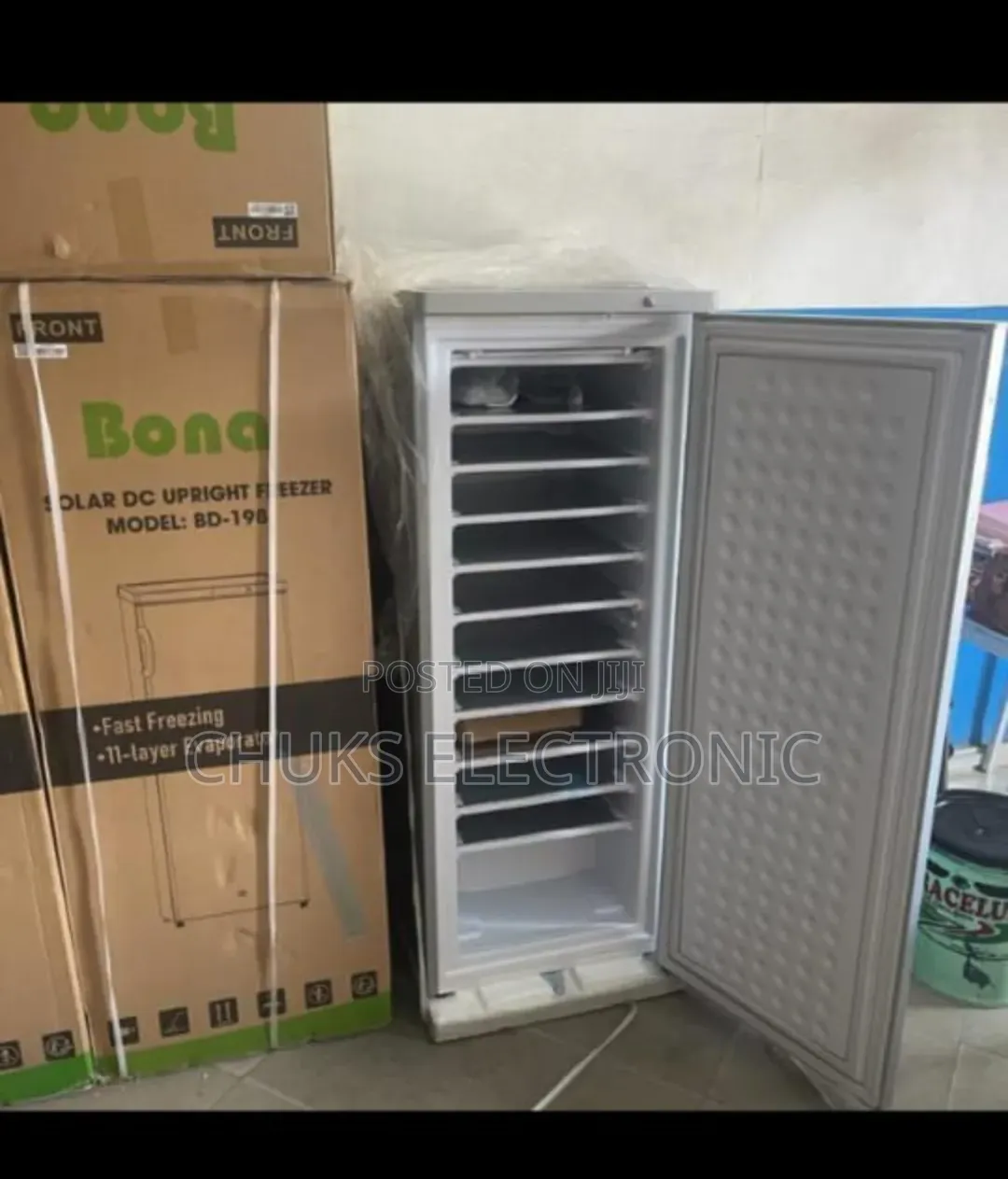 Bona Upright Solar Freezer