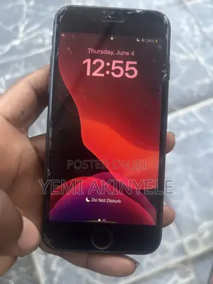 Apple iPhone 8 64 GB Black