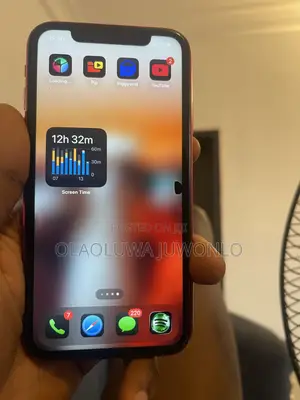 Apple iPhone 11 64 GB Red