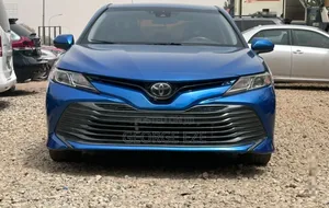 Toyota Camry 2019 Blue