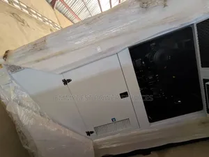 Automatic Voltage Regulator 500kva Soundproof Generator