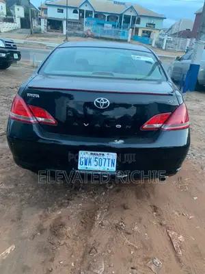 Toyota Avalon 2006 Black