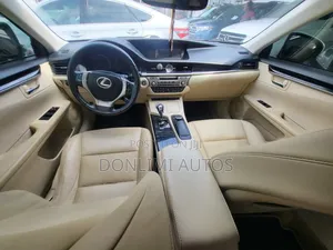 Lexus ES 350 FWD 2014 White