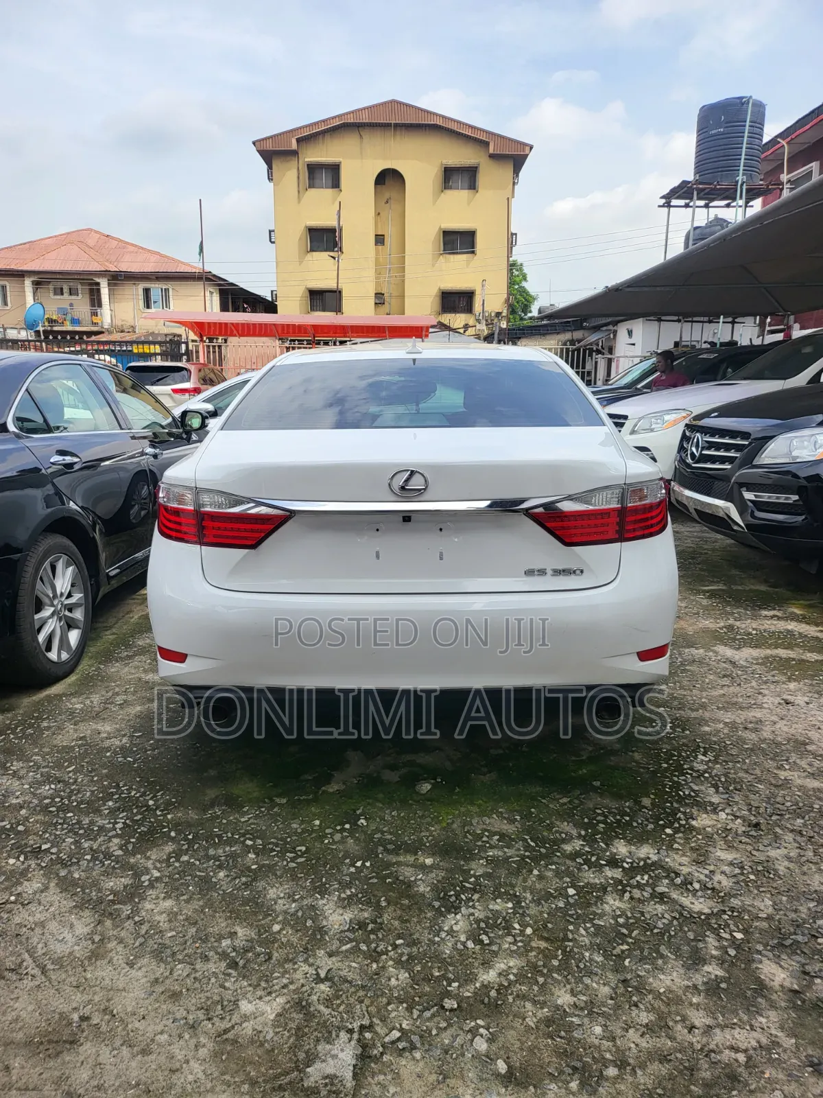 Lexus ES 350 FWD 2014 White