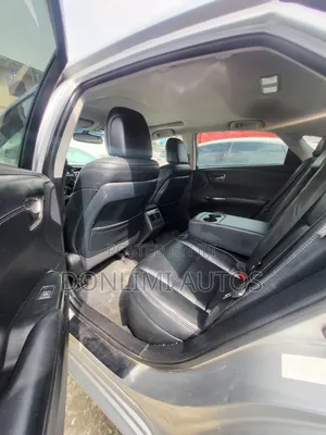 Toyota Avalon XLE Premium 4dr Sedan (3.5L 6cyl 6A) 2014 Silver