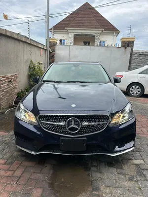 Mercedes-Benz E350 2014 Blue