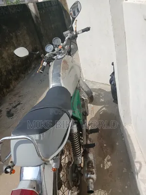 Honda CB 1989 Silver