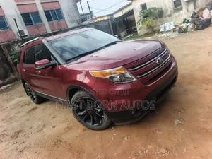 Ford Explorer 2013 Red