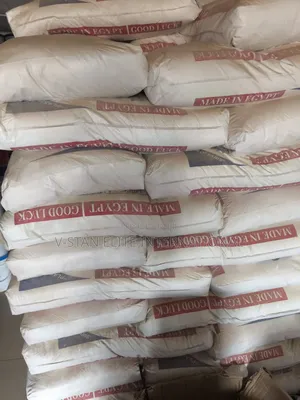 Screeding Cement