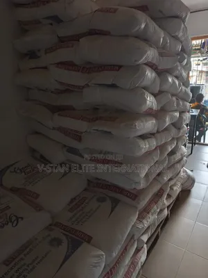 Screeding Cement