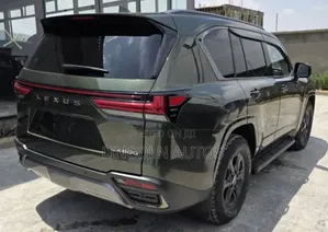 New Lexus LX 600 2025 Green