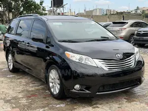 Toyota Sienna Limited 7 Passenger 2012 Black