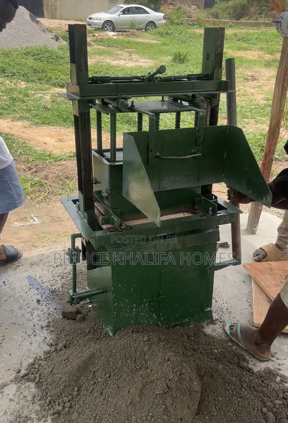 Concrete Block Machine