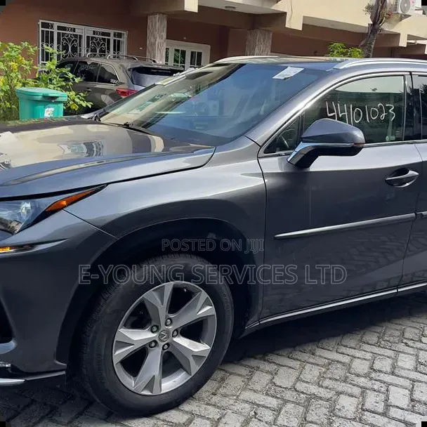 Lexus NX 2017 Gray