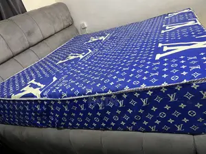 Bed and Bedframe 6by6