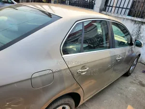 Volkswagen Jetta 2008 Gold