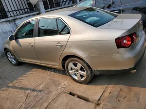 Volkswagen Jetta 2008 Gold