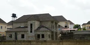 5bdrm Penthouse in River Park Estate, FHA for sale