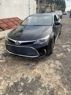Toyota Avalon XLE FWDSedan (3.6L 6cyl 6A) 2016 Black