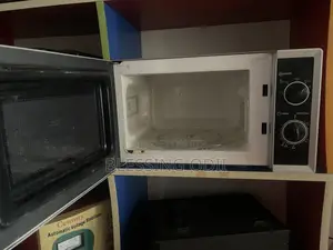 Hisense Microwave 20liters Working Perfectly Well