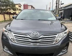 Toyota Venza AWD 2010 Gray